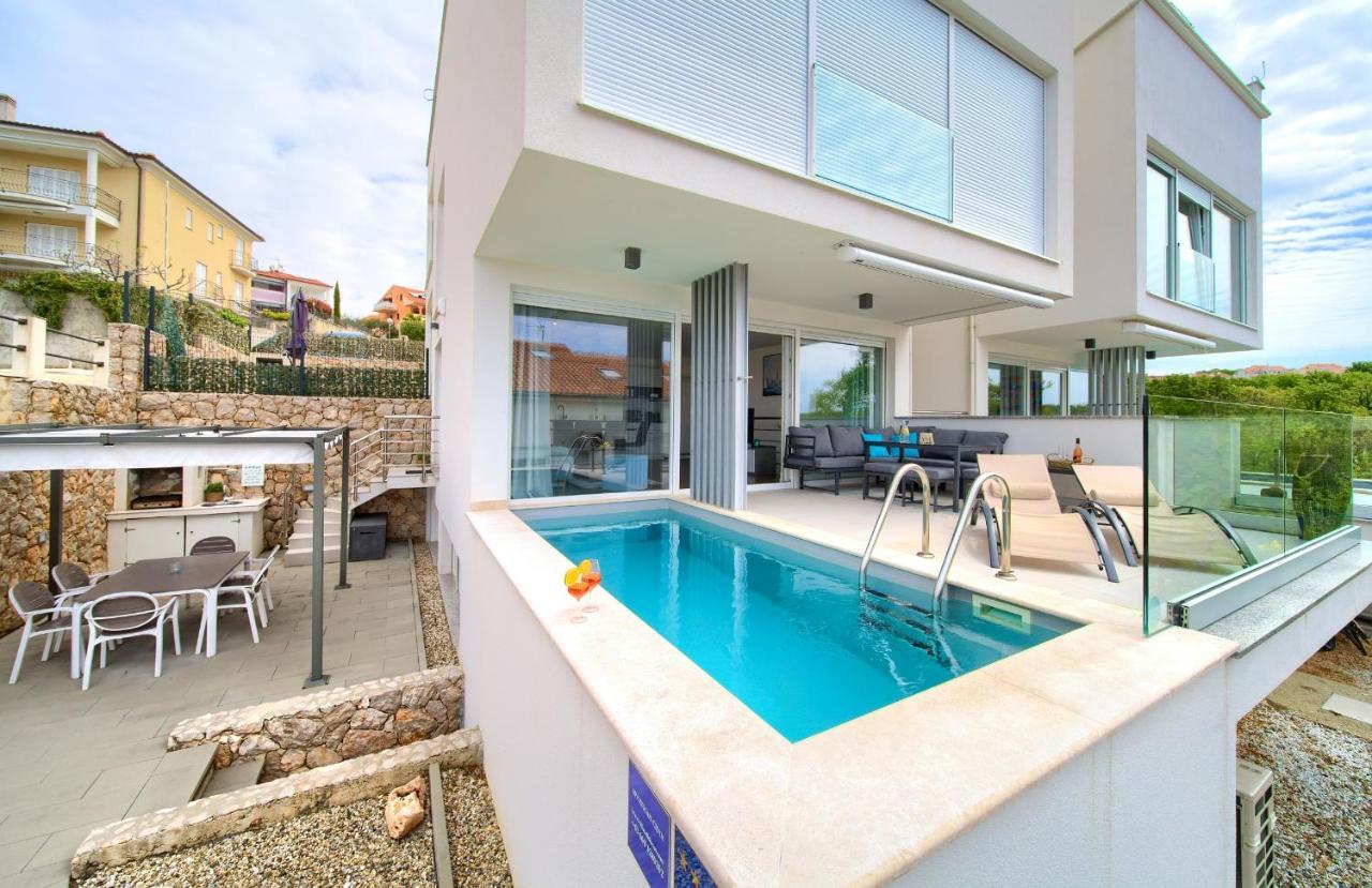 Villa Solis Lacus Modern Apartment - Private Heated Pool - Smart Tv Sky X - Free Parking Njivice Esterno foto